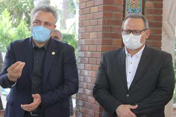 ادای احترام سرپرست و هیات رئیسه به شهدای گمنام دانشگاه